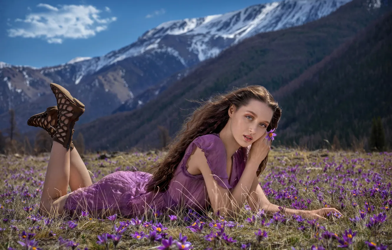 Photo wallpaper field, lavender, lying, Gir