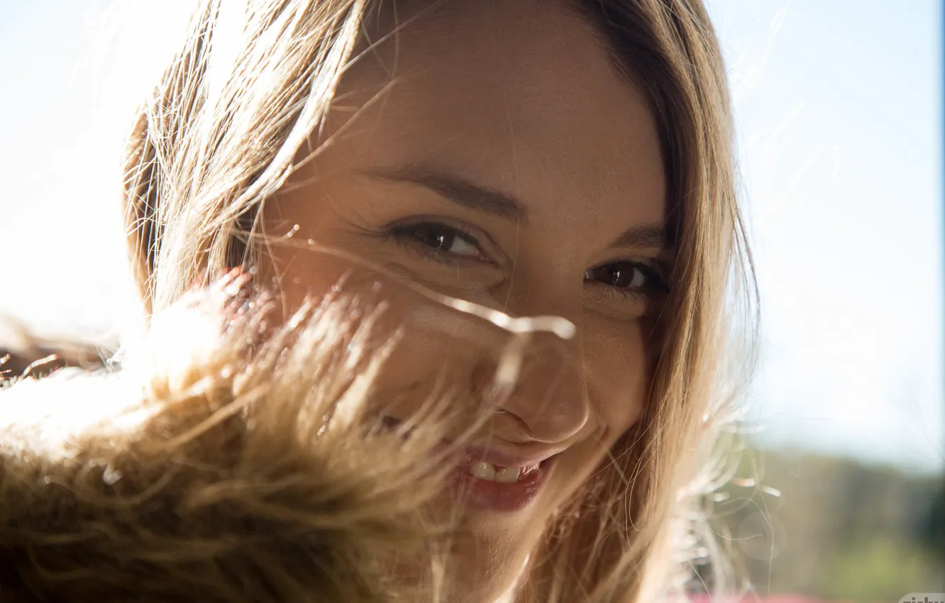 Photo wallpaper look, the sun, close-up, face, smile, model, portrait, makeup