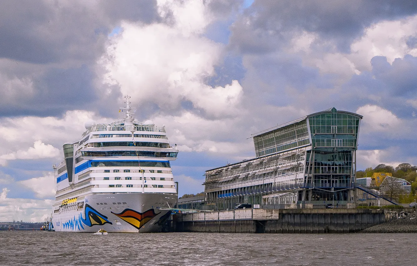 Photo wallpaper ship, Germany, pier, liner, Hamburg, harbour