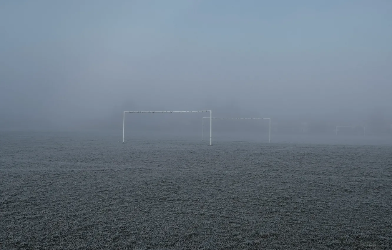 Photo wallpaper fog, gate, football, field