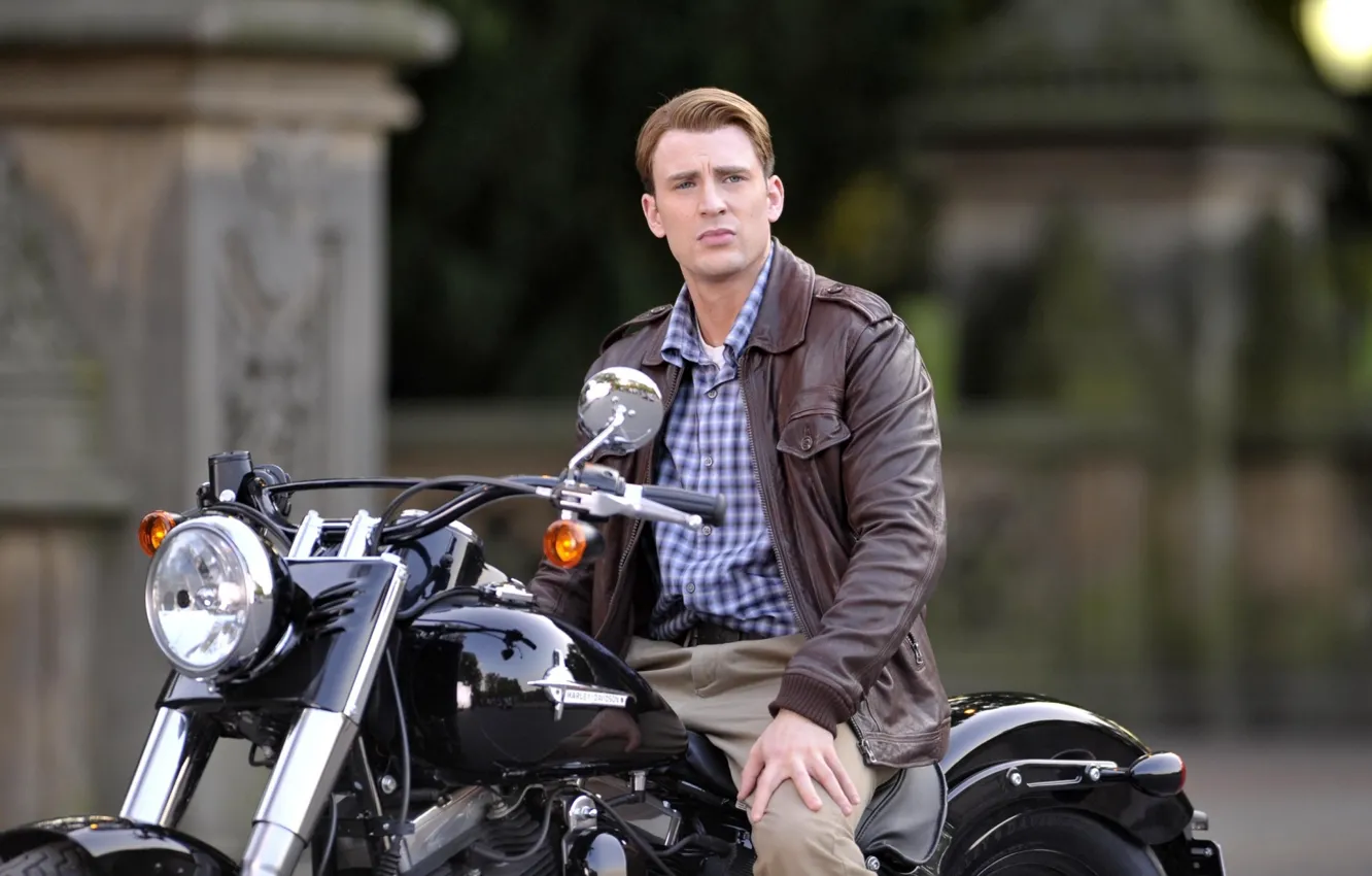 Photo wallpaper look, background, motorcycle, male, actor, Captain America, Captain America, Harley-Davidson