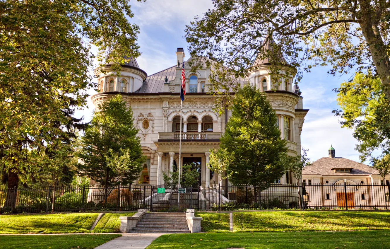 Photo wallpaper grass, trees, lawn, the fence, home, CA, ladder, USA