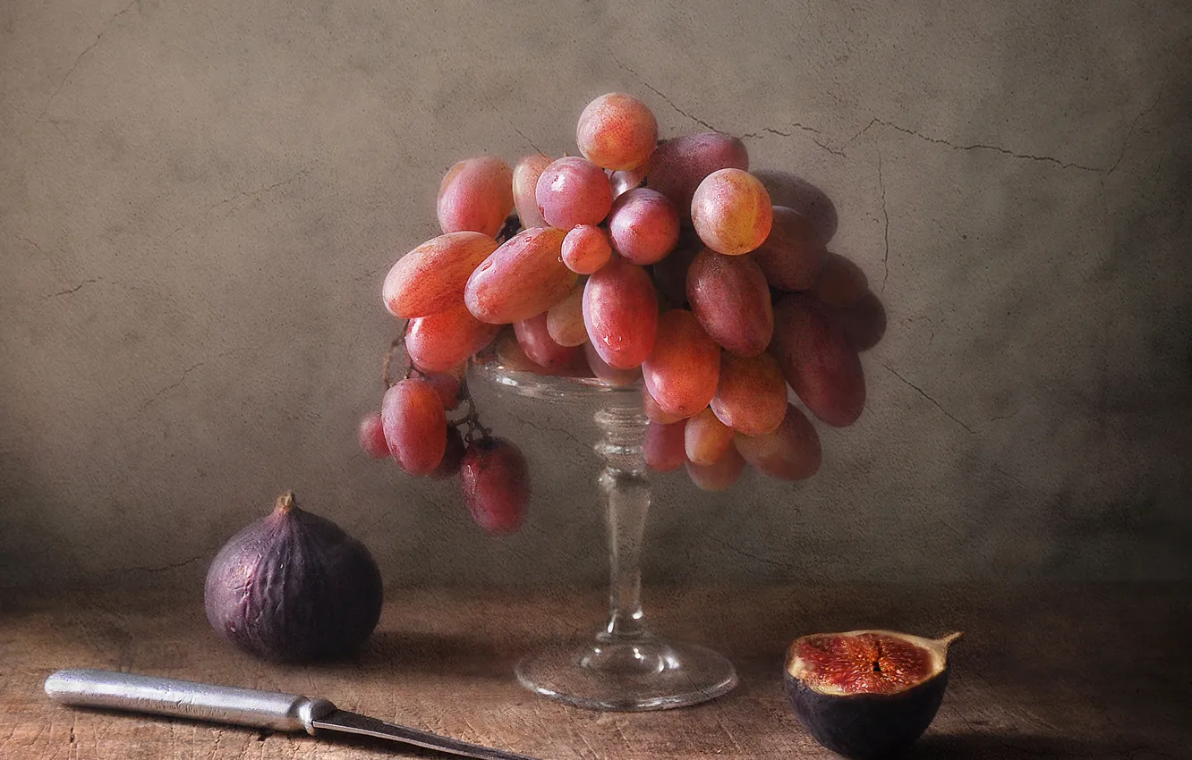 Photo wallpaper red, cracked, table, background, grapes, knife, pink, still life