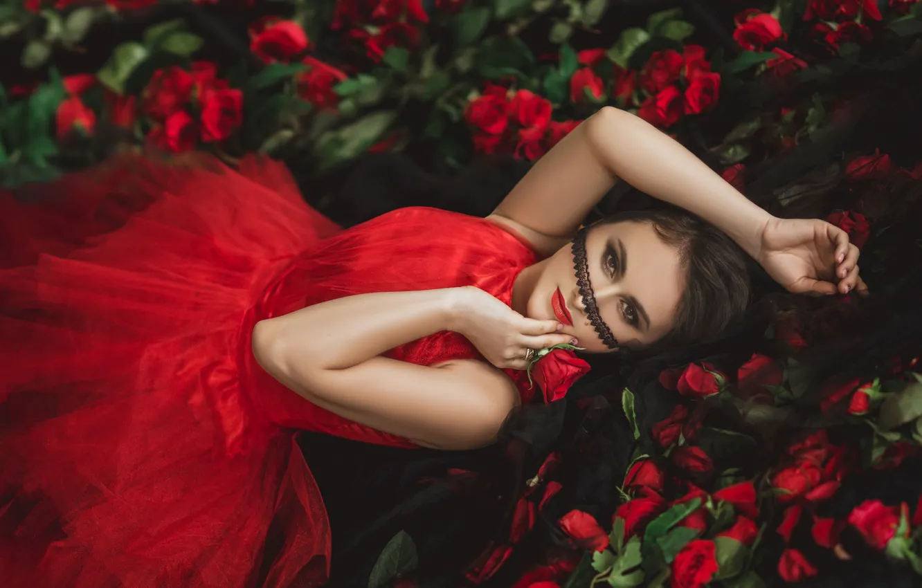 Photo wallpaper look, girl, flowers, red, face, pose, woman, portrait