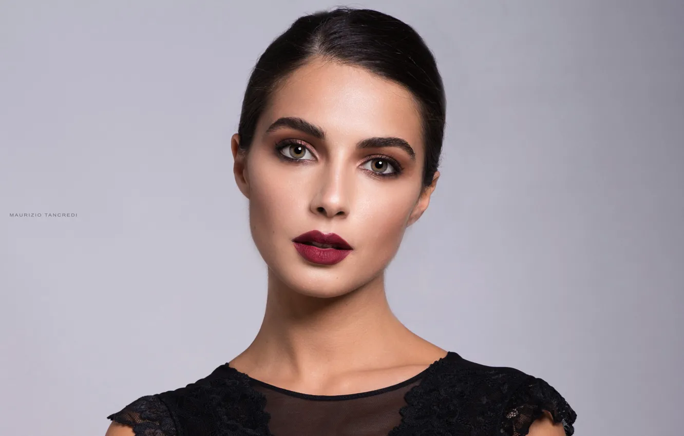 Photo wallpaper eyes, look, girl, face, portrait, makeup, beautiful, Maurizio Tancredi