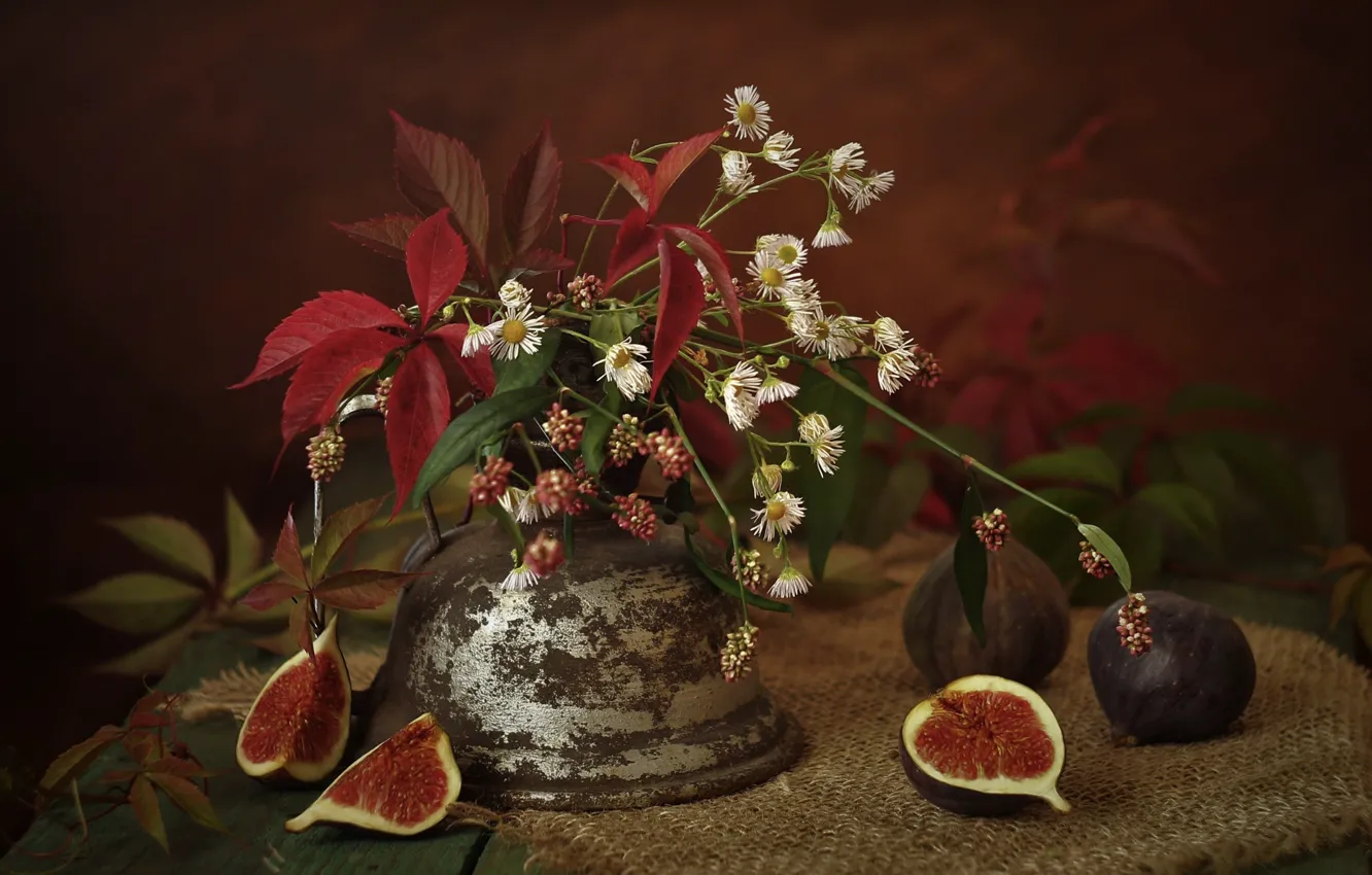 Photo wallpaper flowers, table, still life, figs