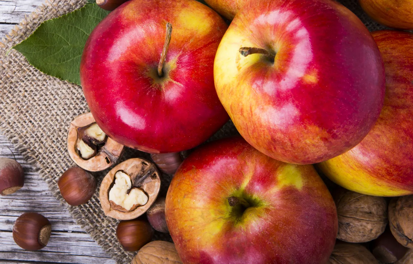 Photo wallpaper leaves, apples, nuts, hazelnuts