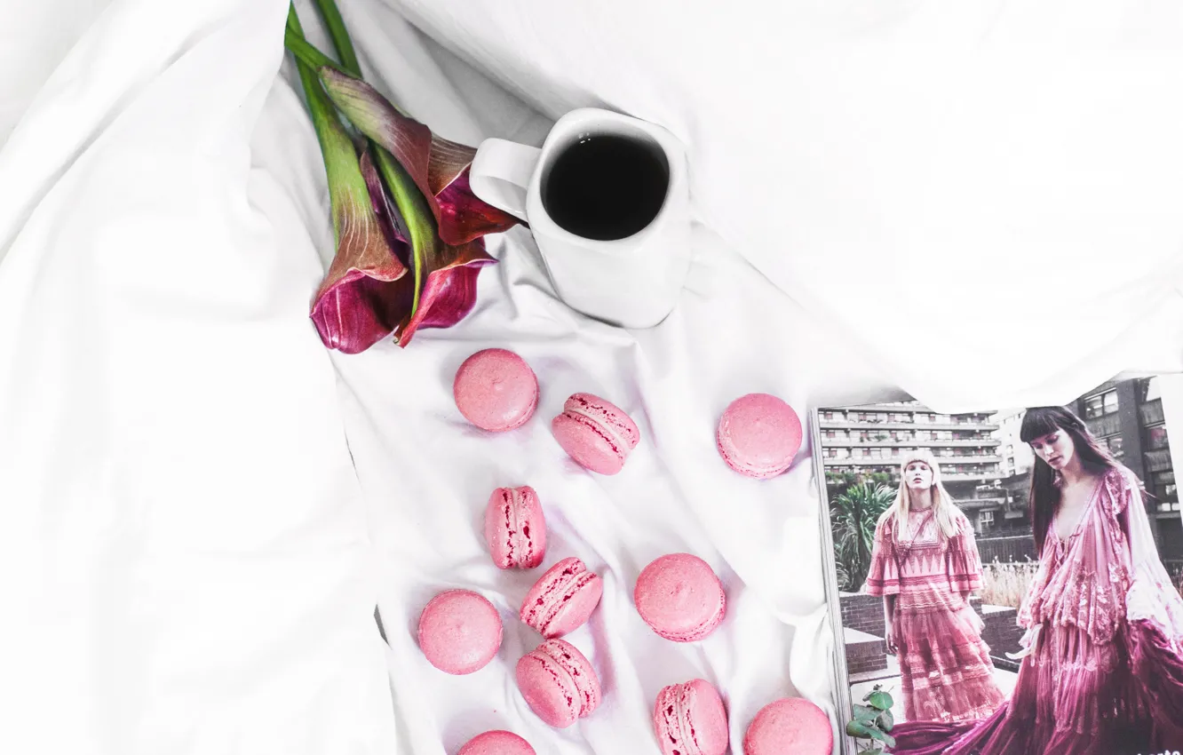 Photo wallpaper flowers, bed, coffee, flatlay