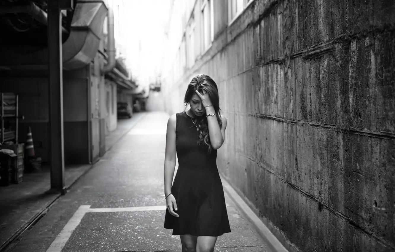 Photo wallpaper girl, the city, despair, dress, girl, gait