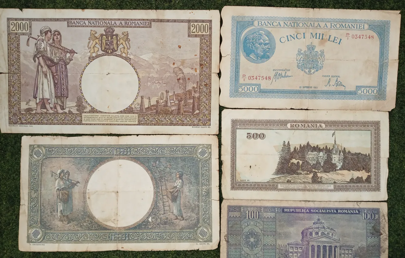 Photo wallpaper Old bills, Romanian Lei, paper money