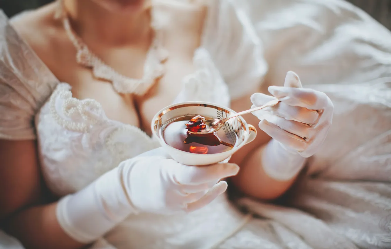 Photo wallpaper chest, gloves, the bride, jam