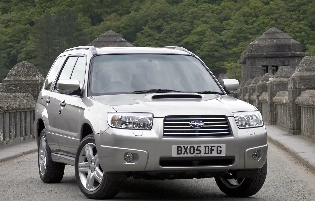 Photo wallpaper trees, grey, Subaru, jeep, structure, the front, Subaru, Forester