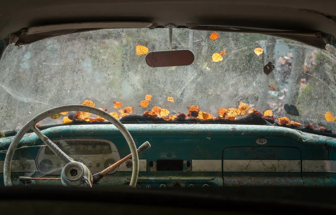 Photo wallpaper machine, the wheel, scrap