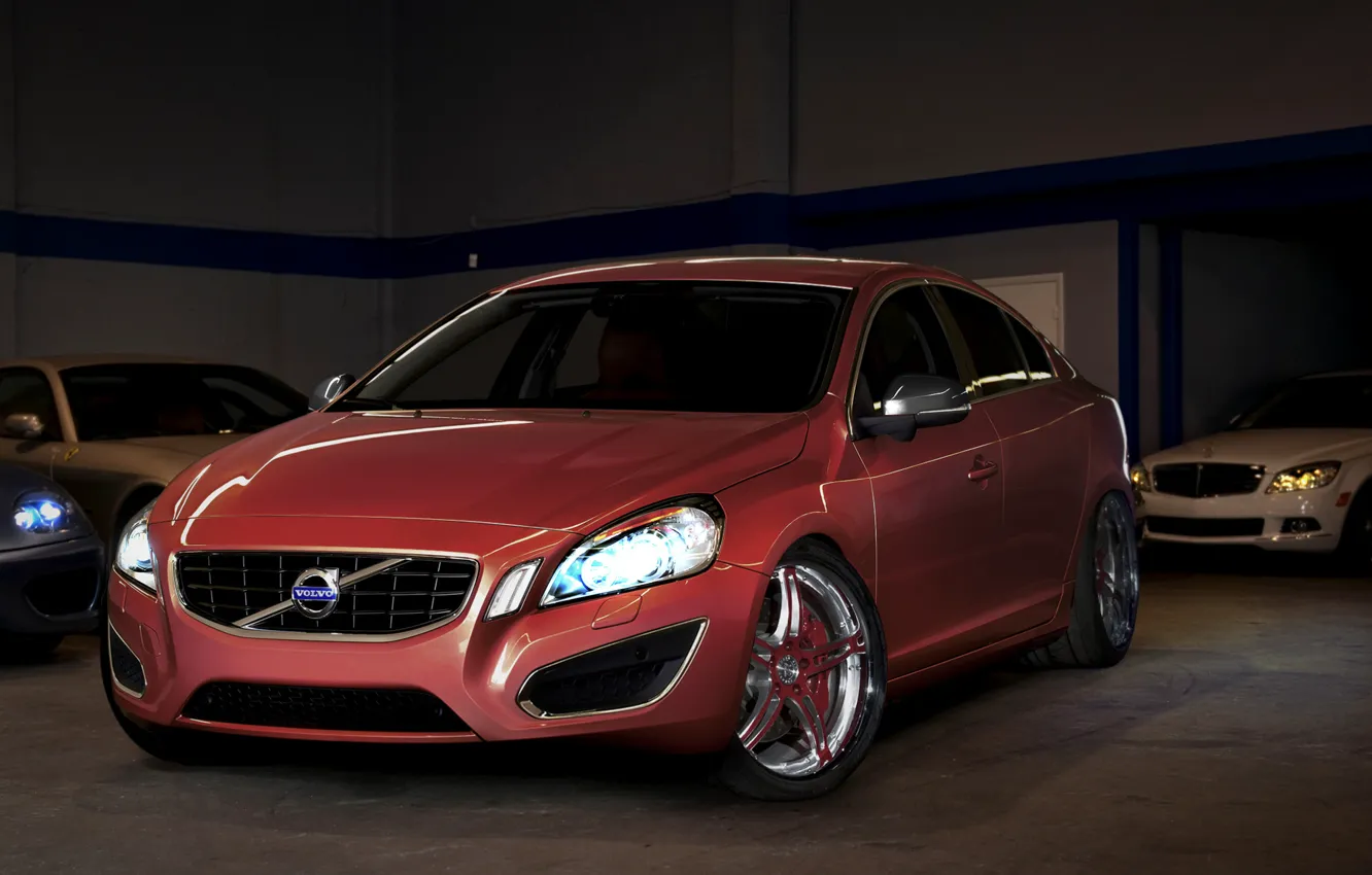 Photo wallpaper class, drives, red, the Volvo