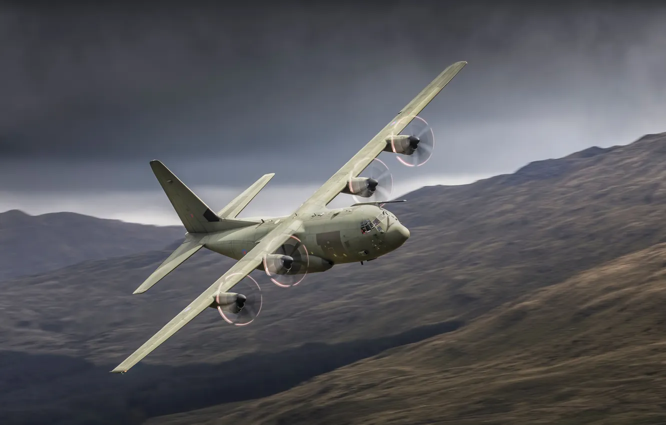 Photo wallpaper C-130, GR4, Military Aviation, low flying