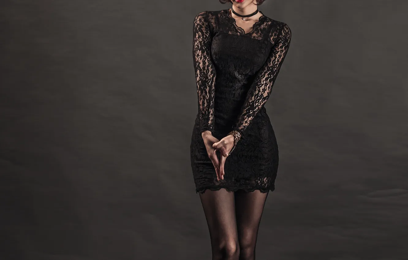 Photo wallpaper feet, dress, tights, Asian