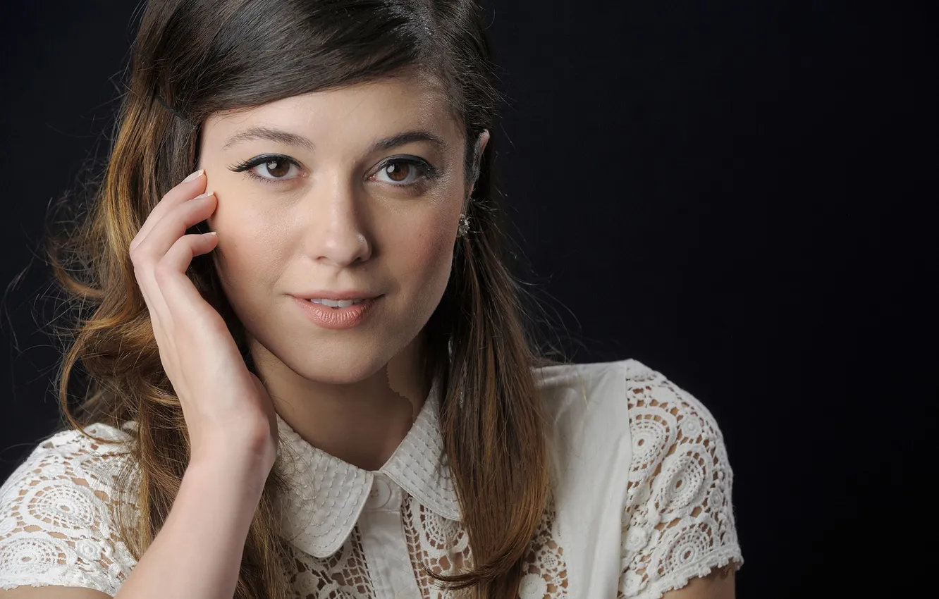 Photo wallpaper portrait, actress, brunette, photographer, black background, Mary Elizabeth Winstead, Mary Elizabeth Winstead, Chris Pizzello