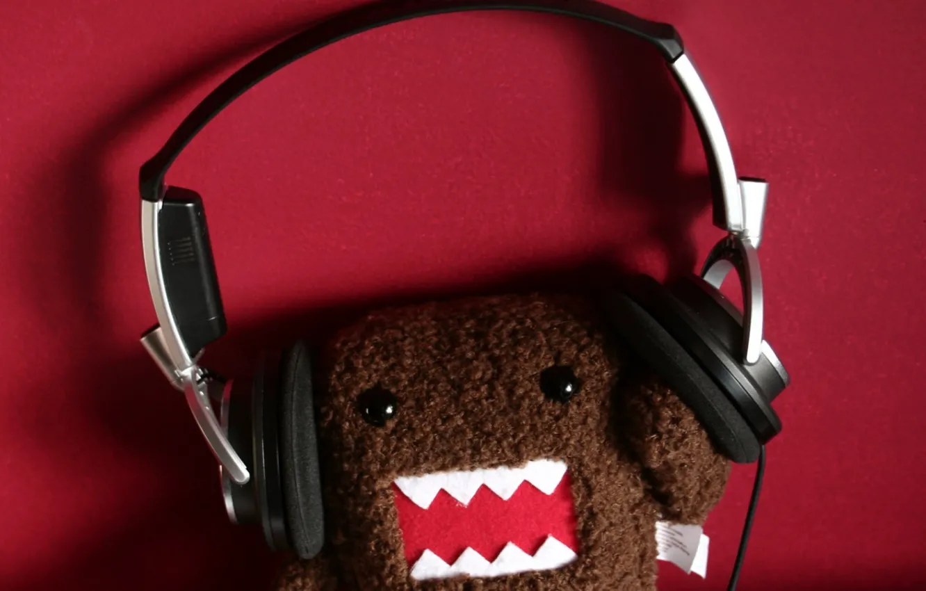 Photo wallpaper red, background, monster, headphones, plush