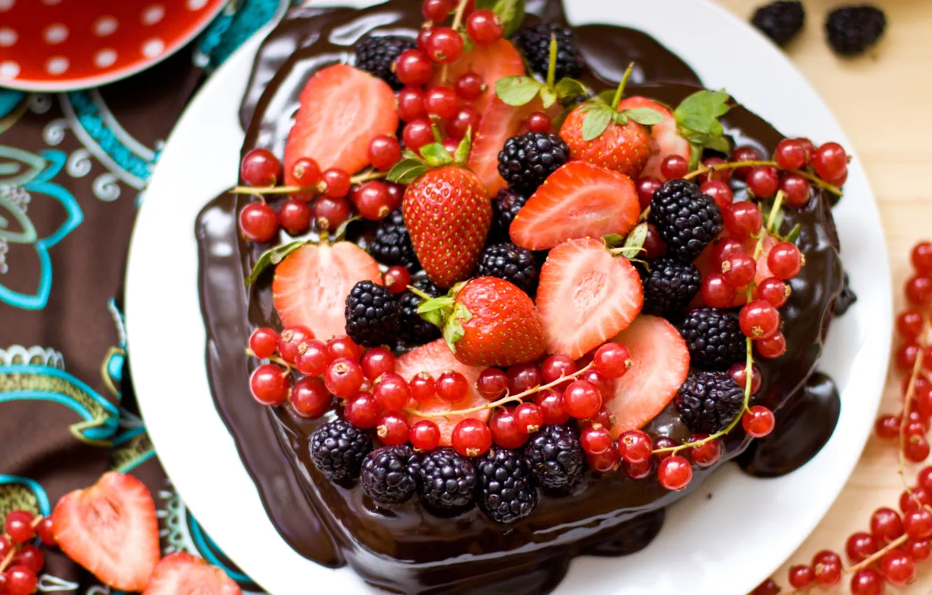 Photo wallpaper berries, heart, chocolate, strawberry, cake, currants, BlackBerry