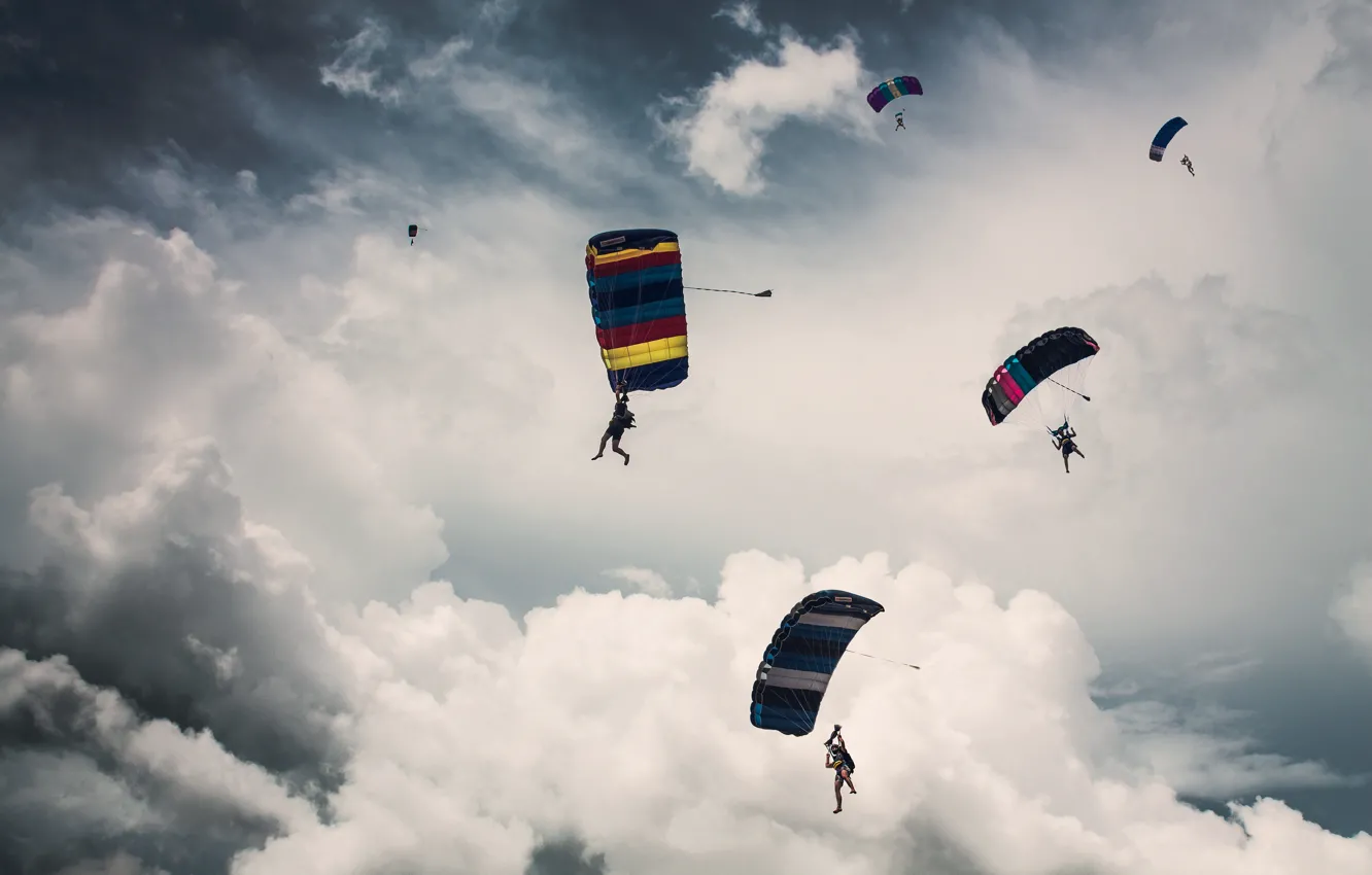 Photo wallpaper the sky, clouds, parachute, skydivers, skydiving