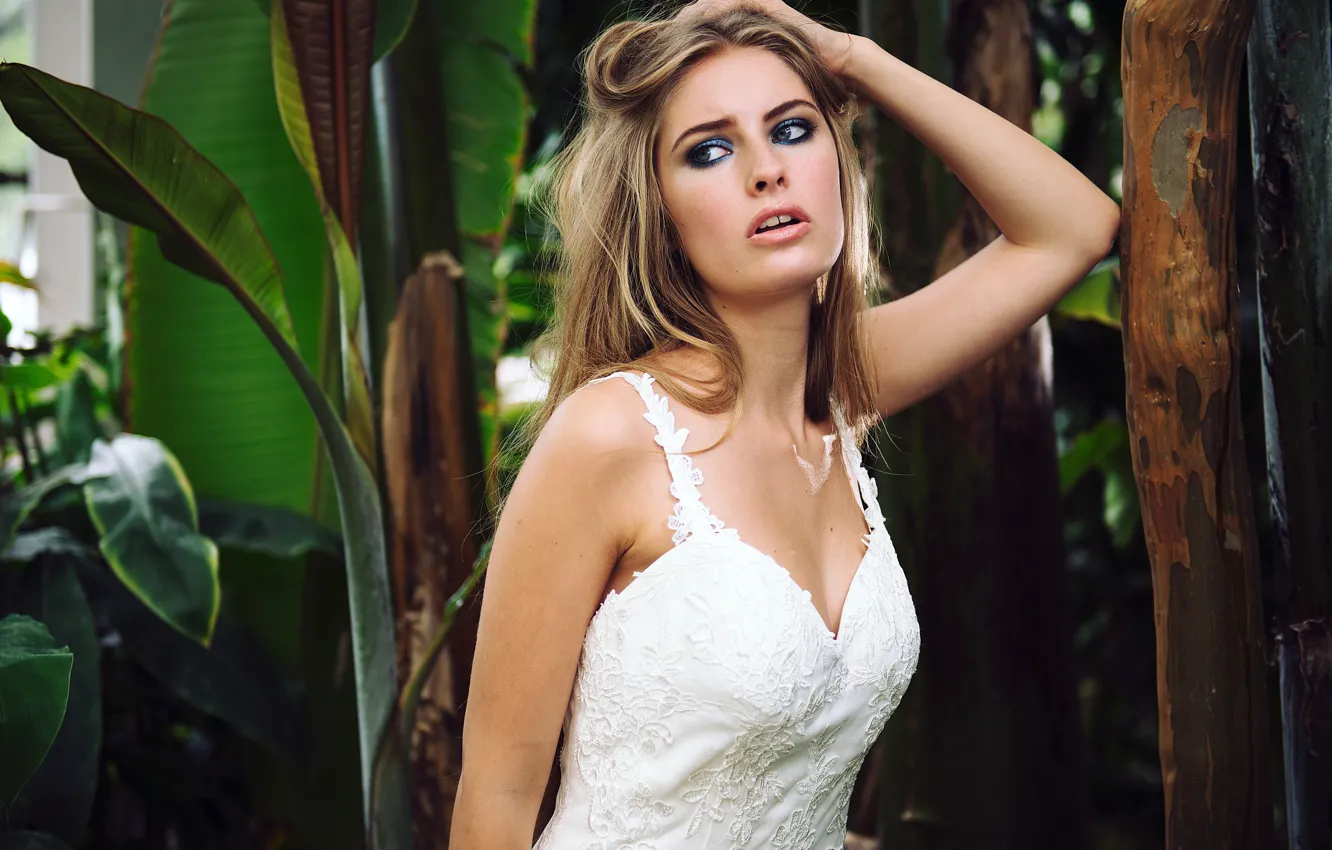 Photo wallpaper pose, model, plant, portrait, makeup, dress, hairstyle, blonde