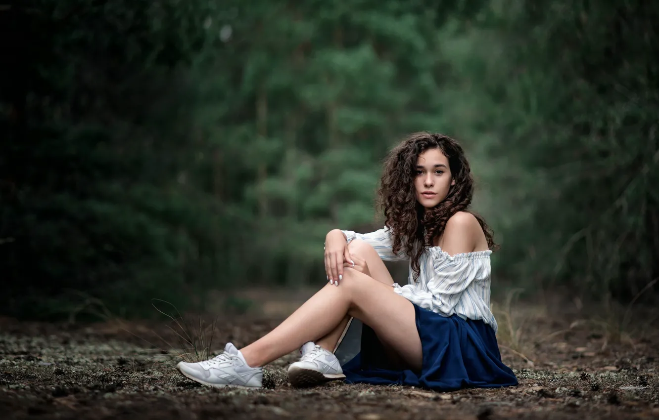 Photo wallpaper curls, legs, Alise, Degtyareva Anna