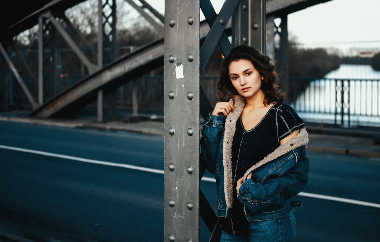Photo wallpaper girl, bridge, Erdal Lea