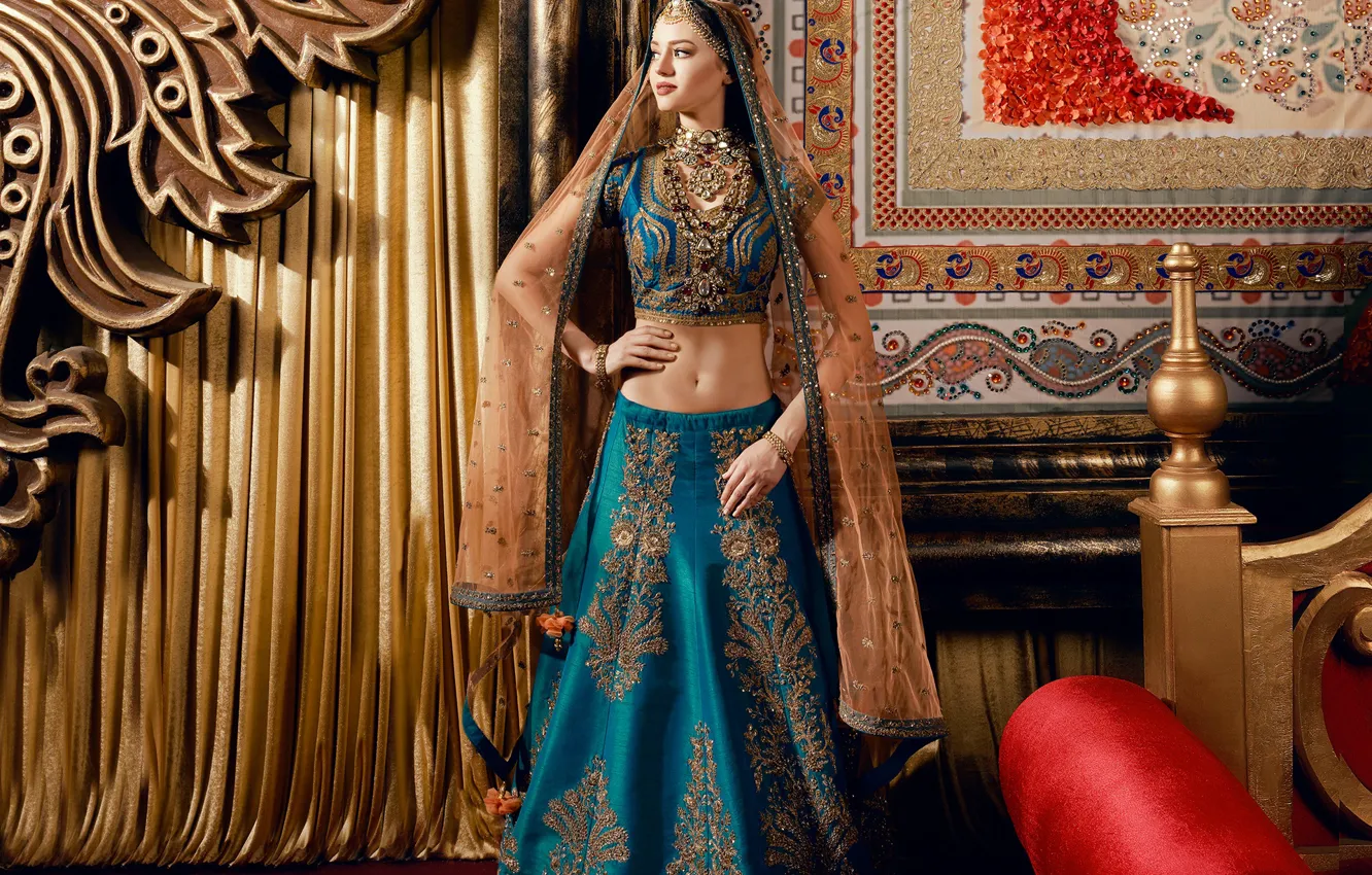 Photo wallpaper girl, fashion, eyes, smile, beautiful, figure, model, pretty