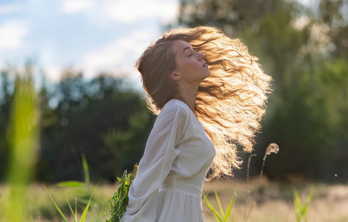 Photo wallpaper the sun, pose, model, portrait, makeup, dress, hairstyle, brown hair