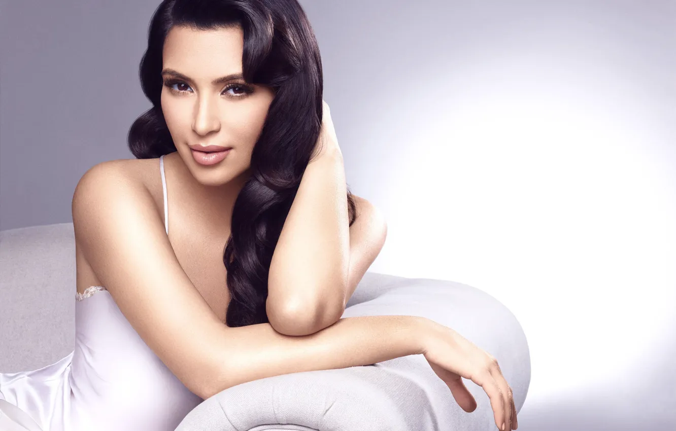 Photo wallpaper brunette, celebrity, Kim Kardashian