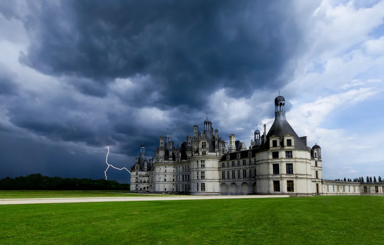Photo wallpaper the storm, the sky, clouds, castle, lightning, France, France, Chateau de Chambord