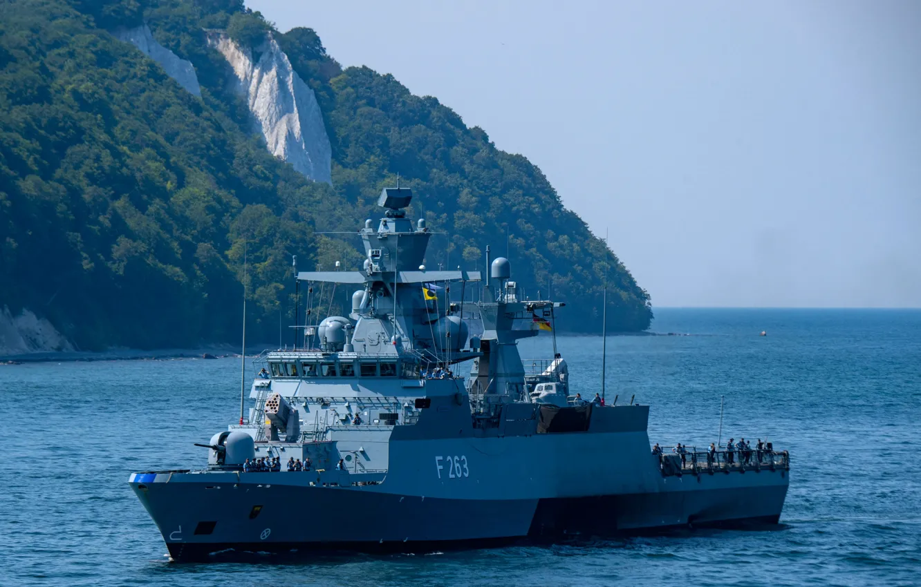 Photo wallpaper Corvette, The German Navy, FGS Oldenburg