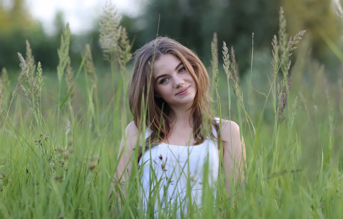 Photo wallpaper greens, field, grass, girl, makeup, dress, hairstyle, ears