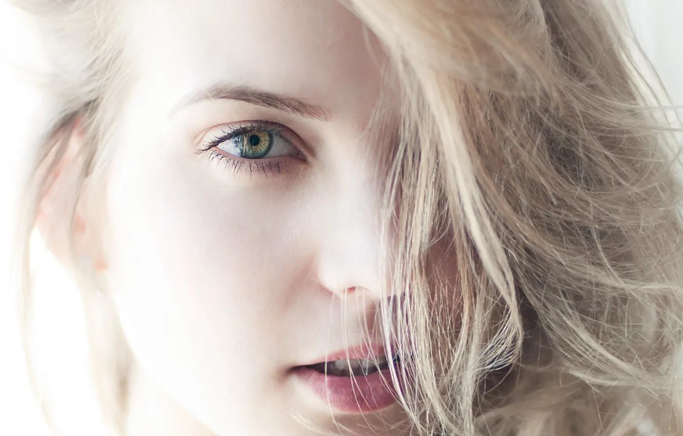 Photo wallpaper eyes, look, girl, macro, face, background, blonde, lips