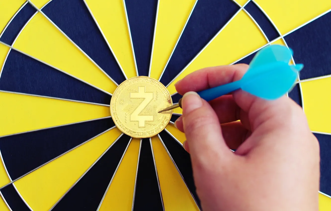 Photo wallpaper dart, coin, bitcoin, target shooting, effectiveness