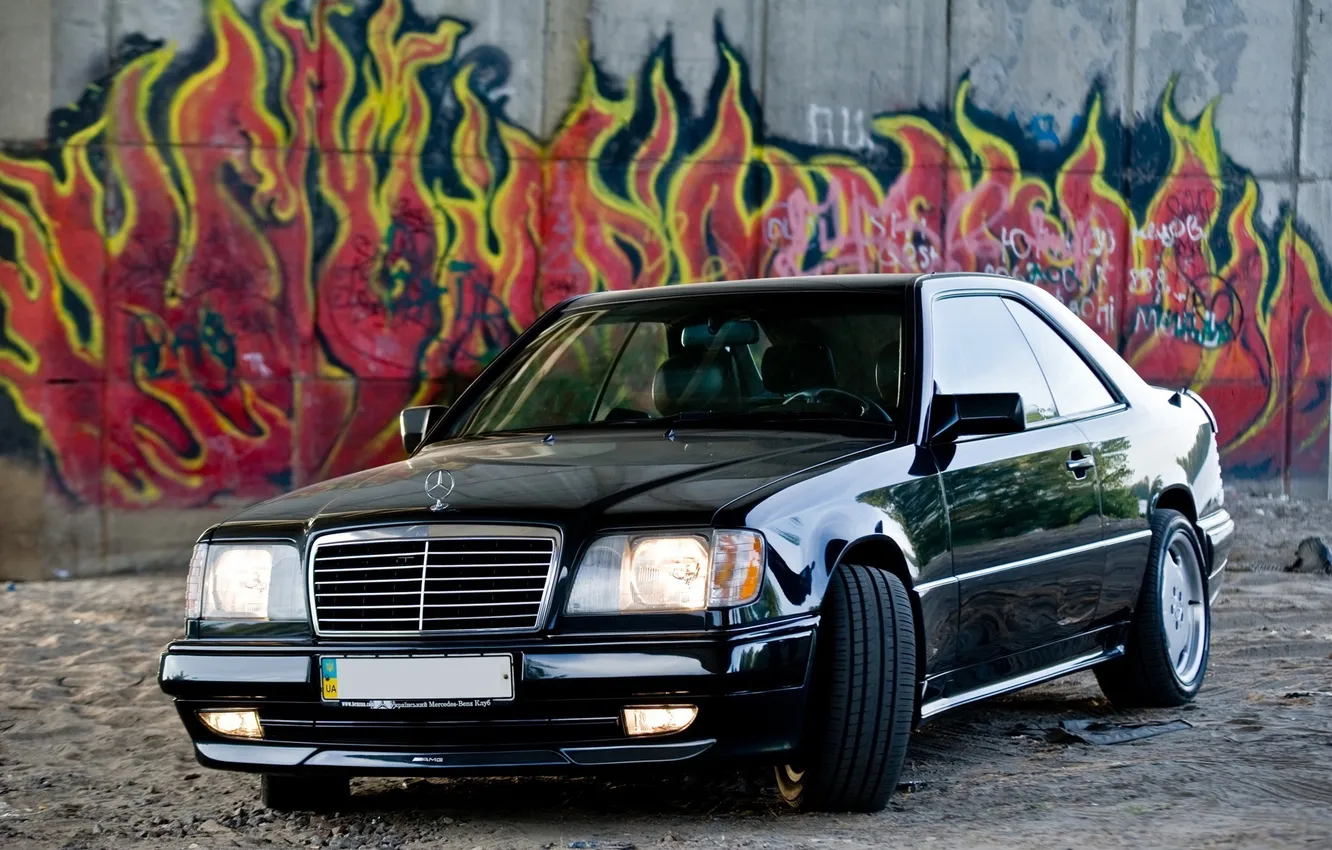 Photo wallpaper sand, graffiti, Mercedes, Benz, black car
