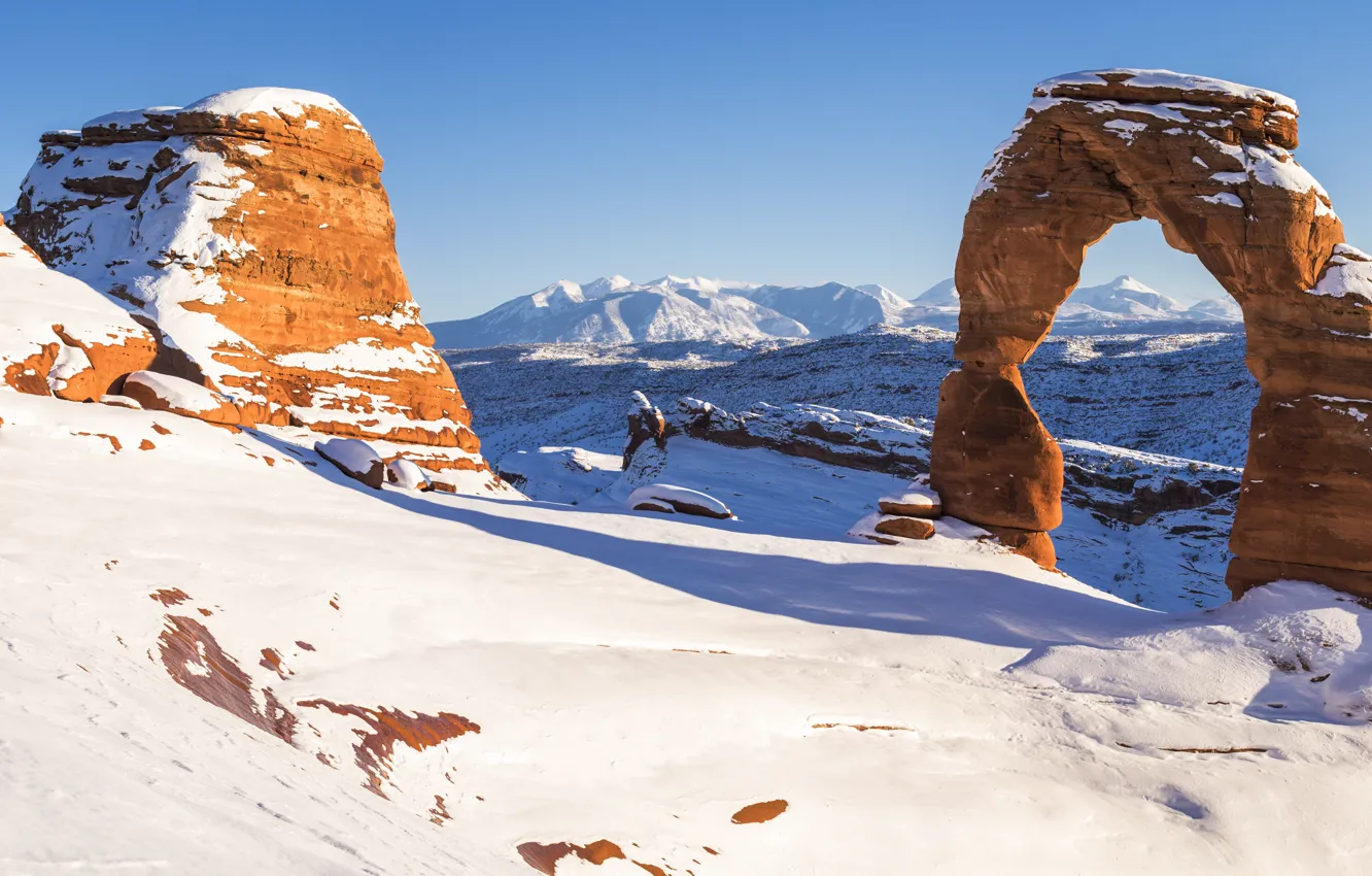 Photo wallpaper winter, snow, rocks, canyon, panorama, arch, USA