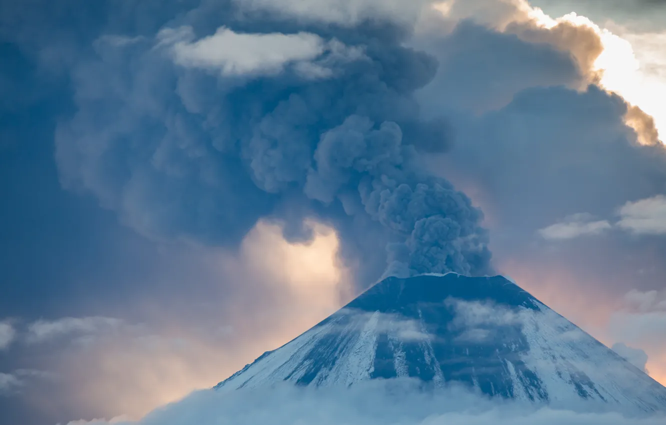 Photo wallpaper clouds, mountains, smoke, mountain, the volcano