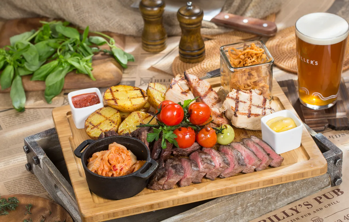 Photo wallpaper beer, meat, tomatoes, sauce, potatoes, Basil