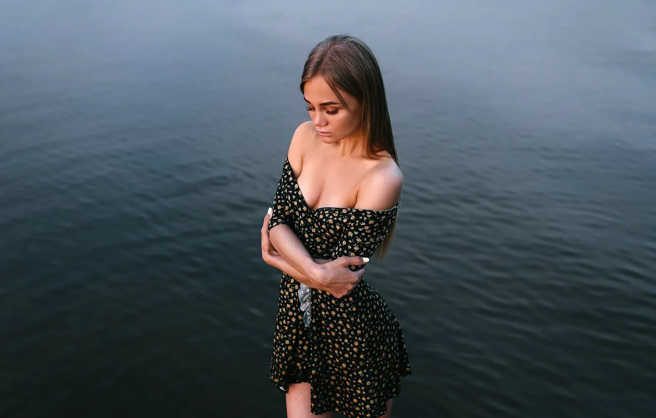 Photo wallpaper pose, river, model, portrait, makeup, figure, dress, hairstyle