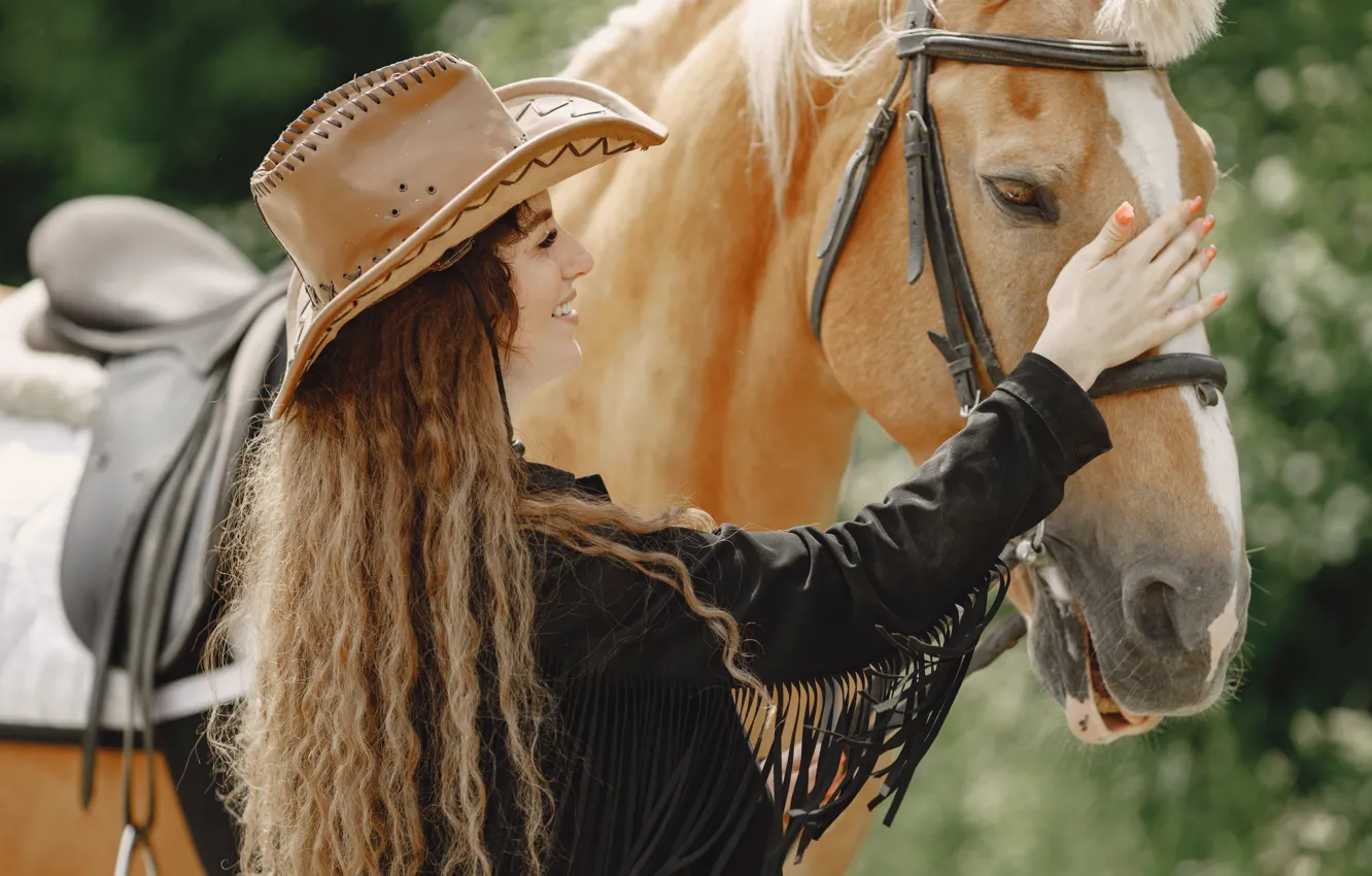 Photo wallpaper look, girl, smile, horse, woman, horse, portrait, hat