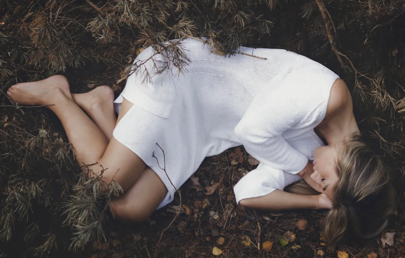 Photo wallpaper forest, girl, stay, sleep