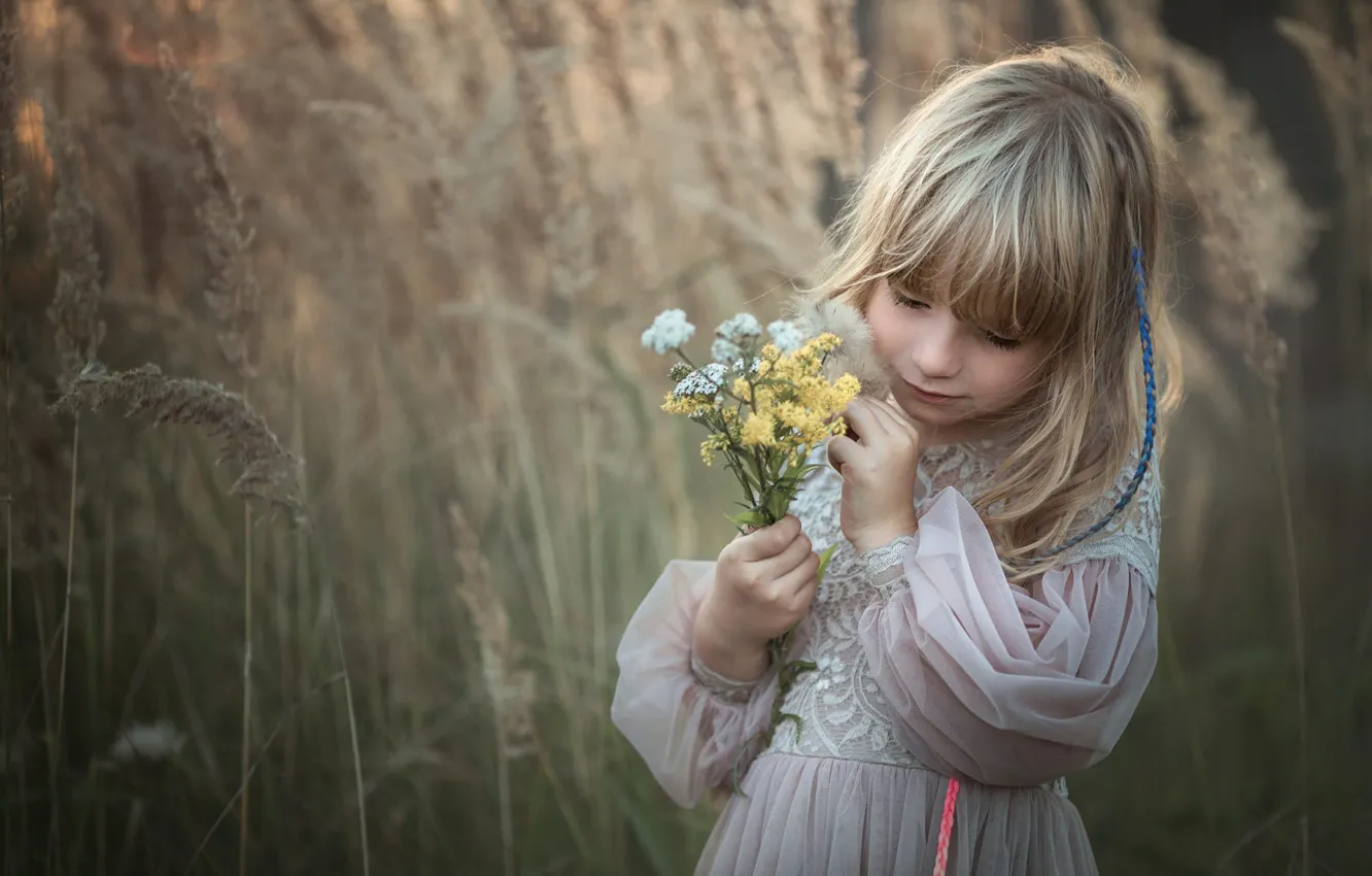Photo wallpaper grass, nature, children, dress, girl, a bunch, Marta Obiegla