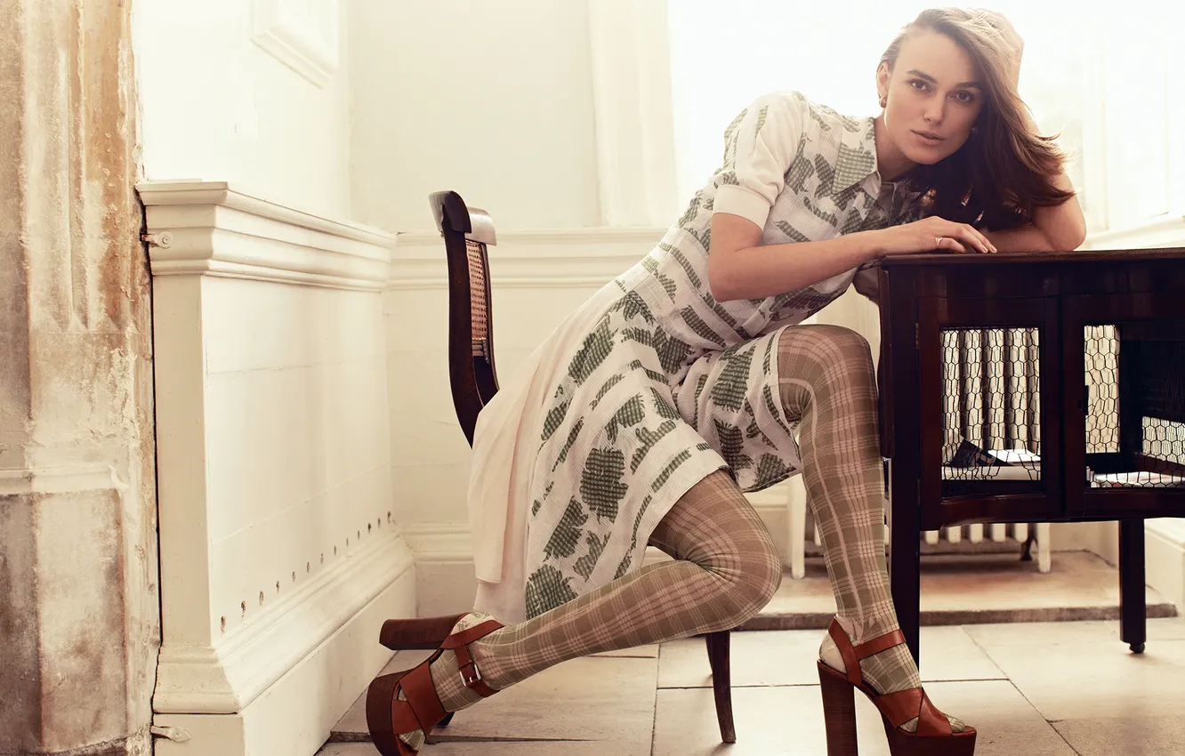 Photo wallpaper girl, table, dress, actress, chair, Keira Knightley, brown hair, Keira Knightley