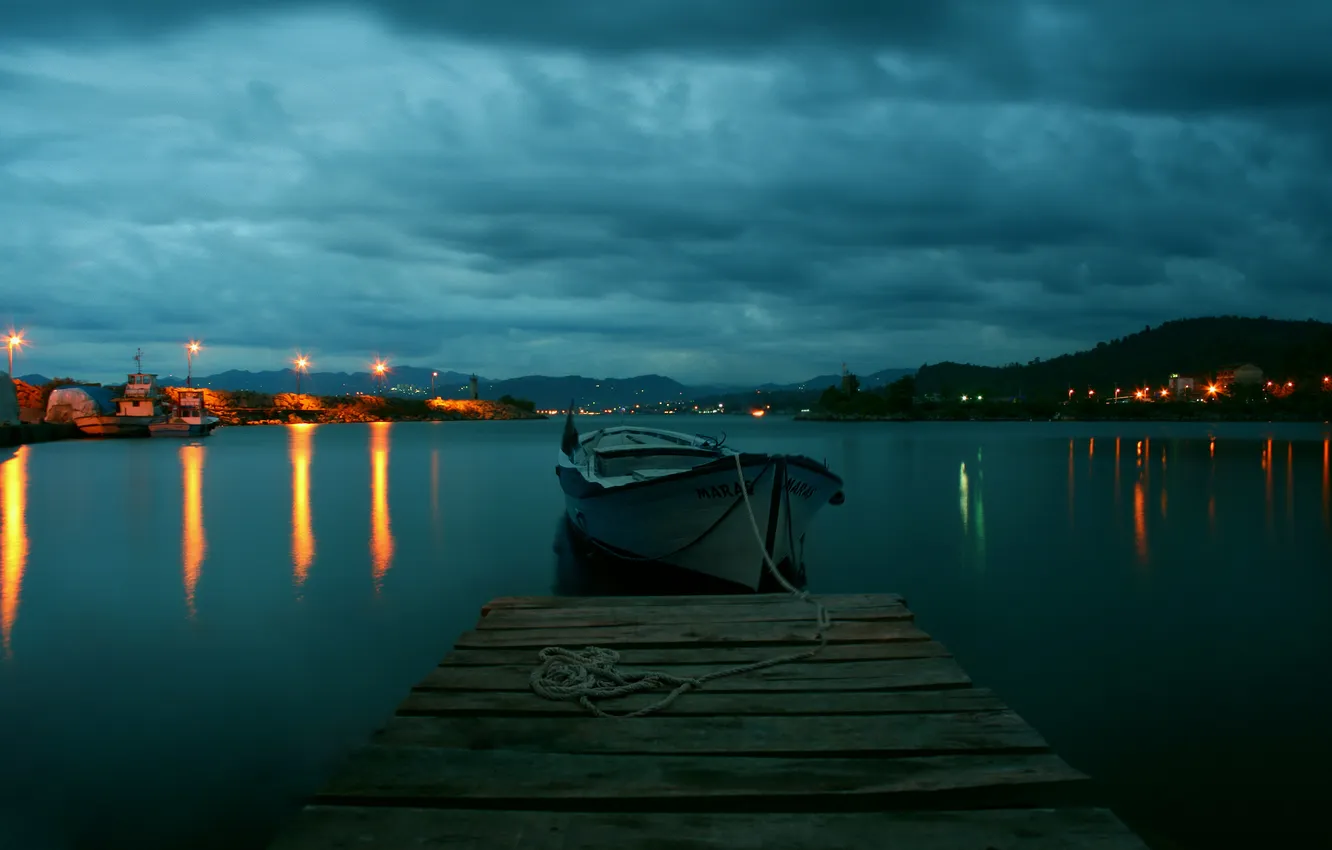 Photo wallpaper water, the city, lights, river, boat, Bay, pierce