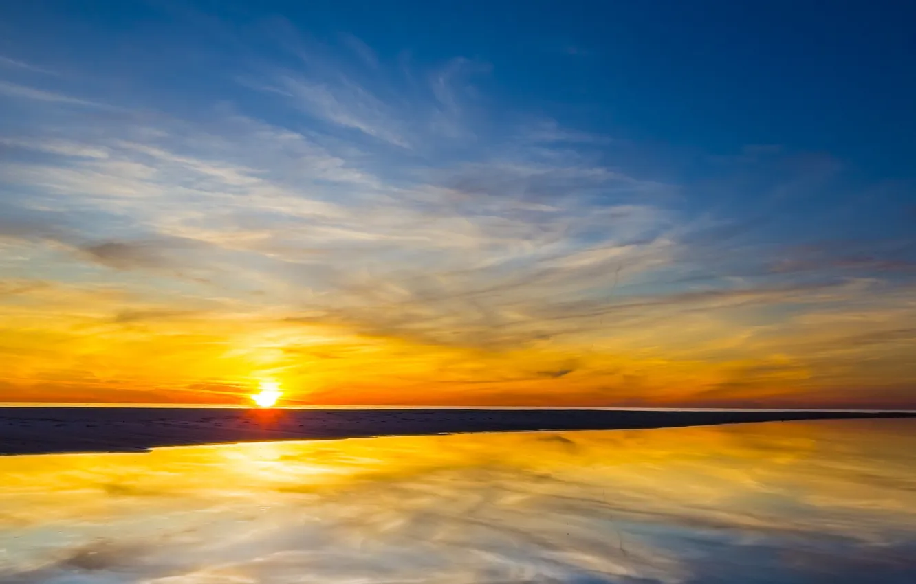 Photo wallpaper beach, the sky, clouds, lake, reflection, sunrise, mirror