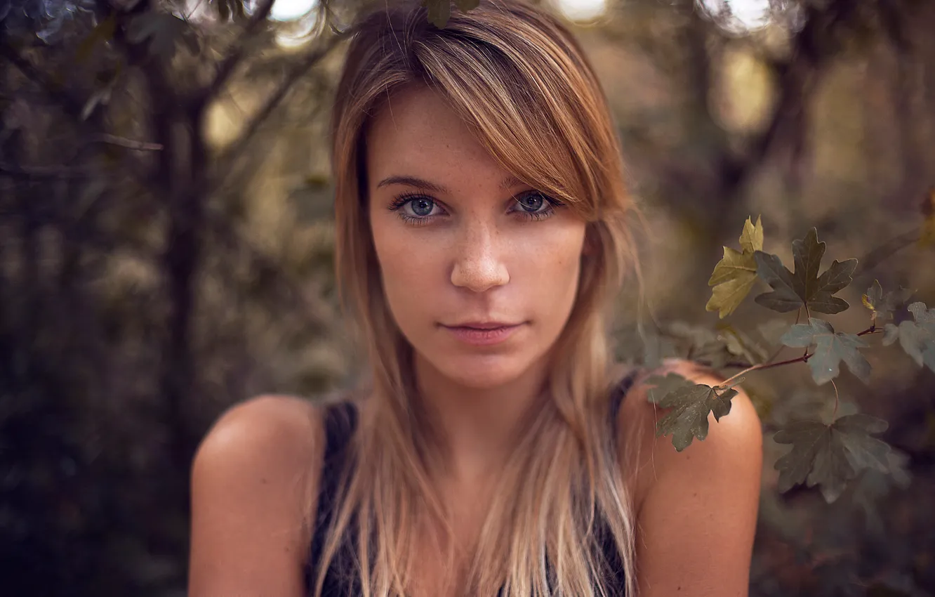 Photo wallpaper look, portrait, freckles, redhead