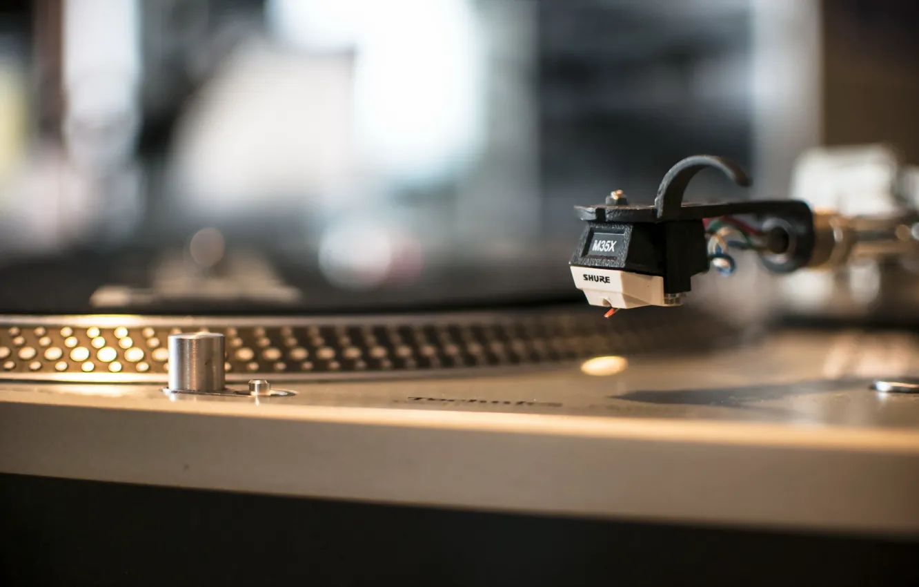 Photo wallpaper macro, music, gramophone