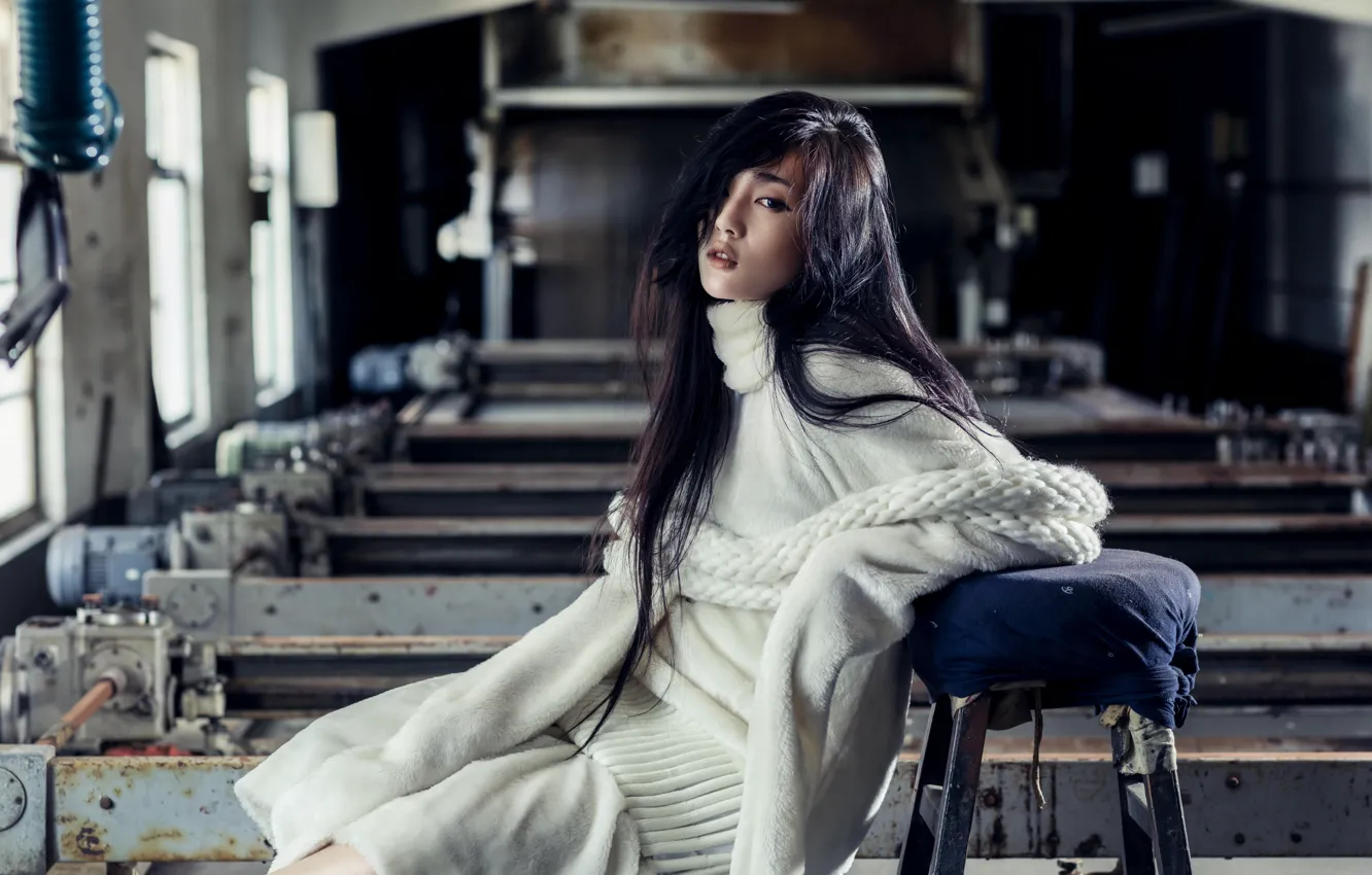 Photo wallpaper style, model, Asian, workshop, sweater, sleeves