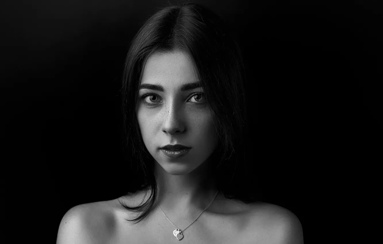 Photo wallpaper freckles, the beauty, Stepan Gladkov, b & W photograph